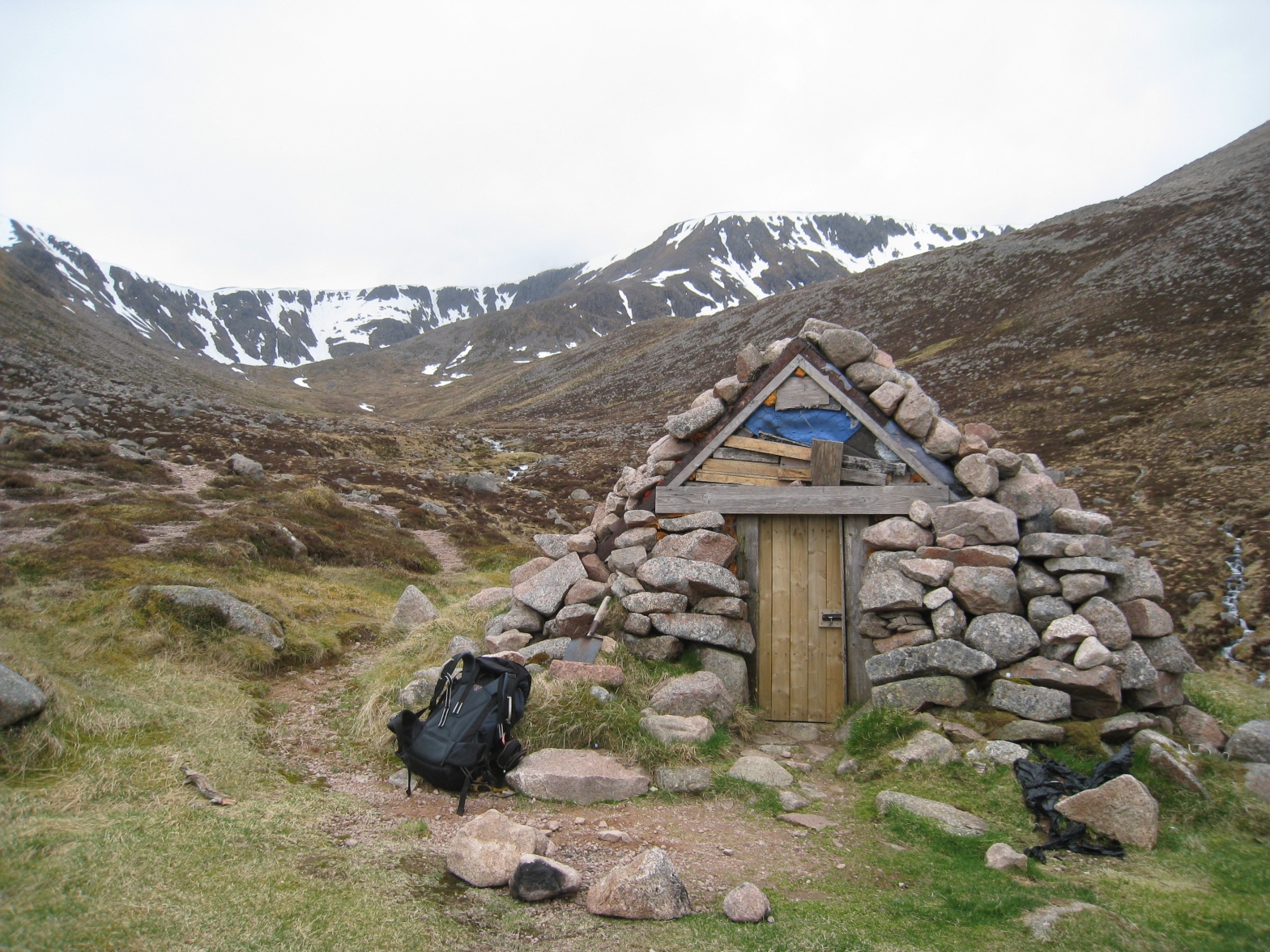 Explore the cosiest bothies in the Scottish highlands