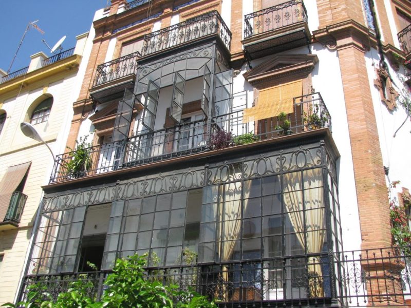 Travel: The Beautiful Terrace Windows of Triana, Sevilla